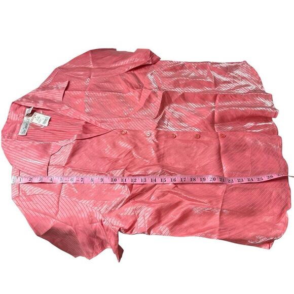 VTG Women's Blue Diamond‎ Plus Short Sleeve Button-Down Blouse in Pink, Size 1X - Picture 4 of 8